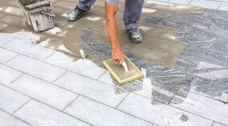 Expert Emergency Roof Repairs services in Negaunee, MI